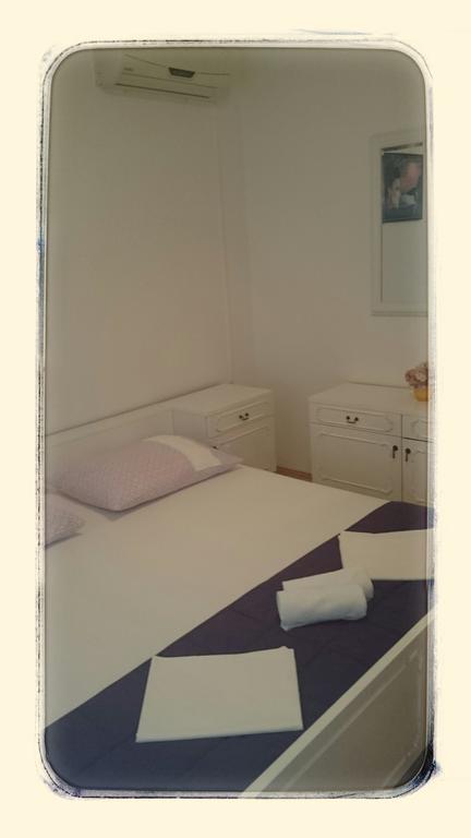 Apartments Culav Makarska Rom bilde